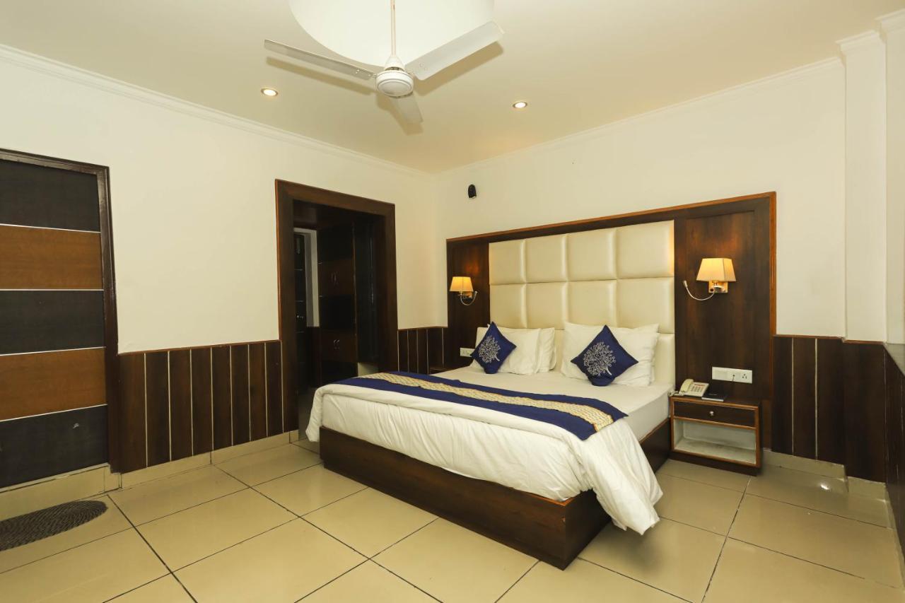 Hotel Pong View دارامشالا المظهر الخارجي الصورة