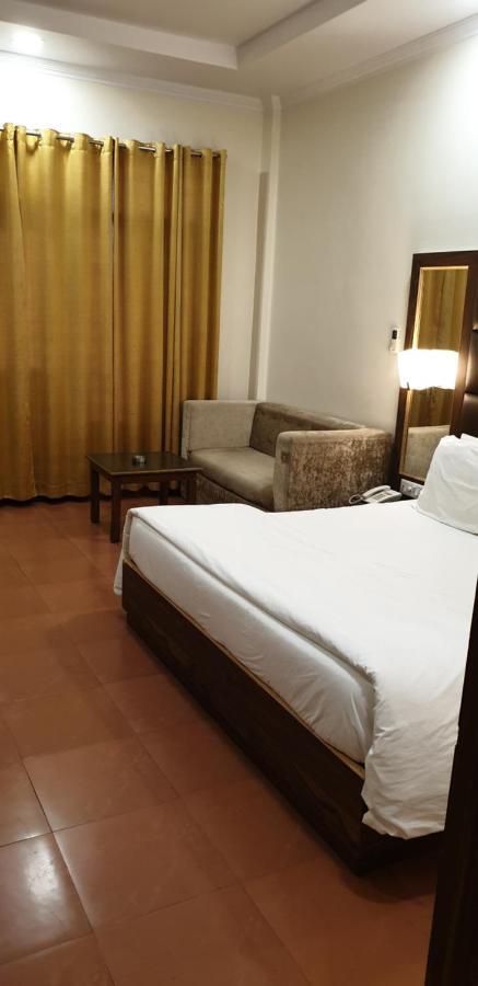 Hotel Pong View دارامشالا المظهر الخارجي الصورة