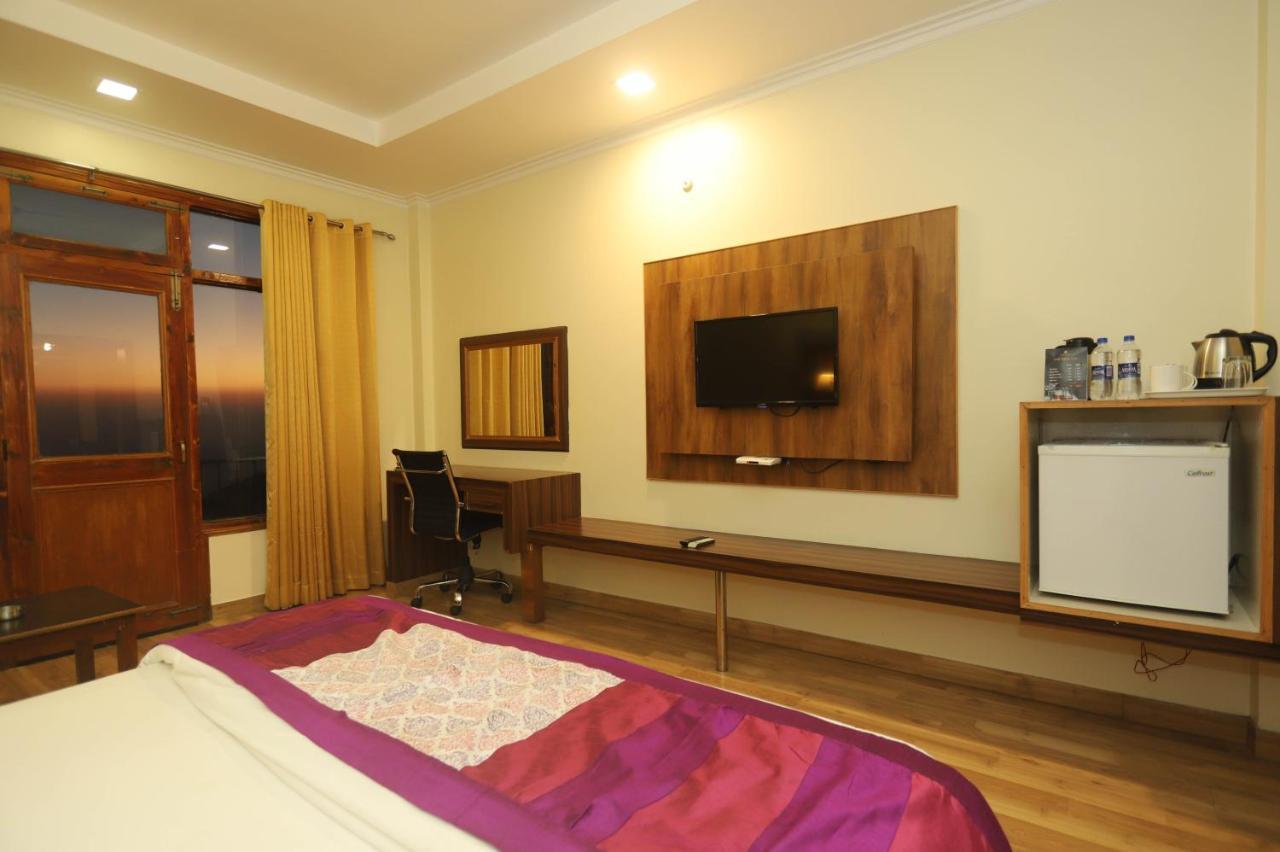 Hotel Pong View دارامشالا المظهر الخارجي الصورة