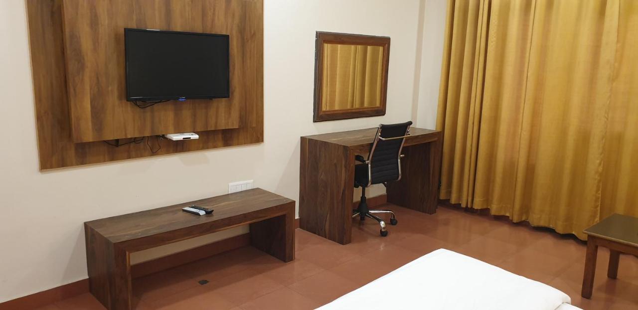 Hotel Pong View دارامشالا المظهر الخارجي الصورة